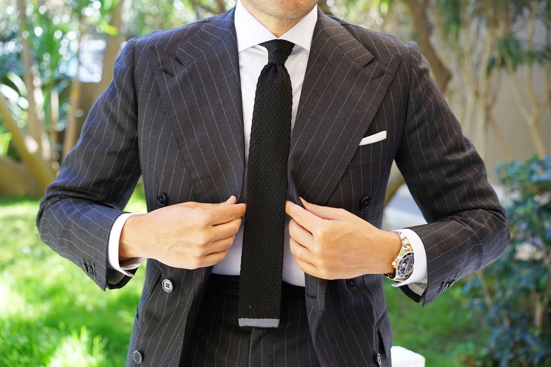 Black Knitted Tie with Grey Flat End