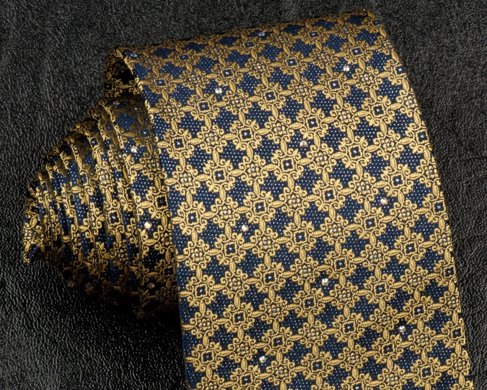 Daniel Heckter Men's Silk Rhinestone Tie Yellow Trellis On Blue With Silver Sparkles