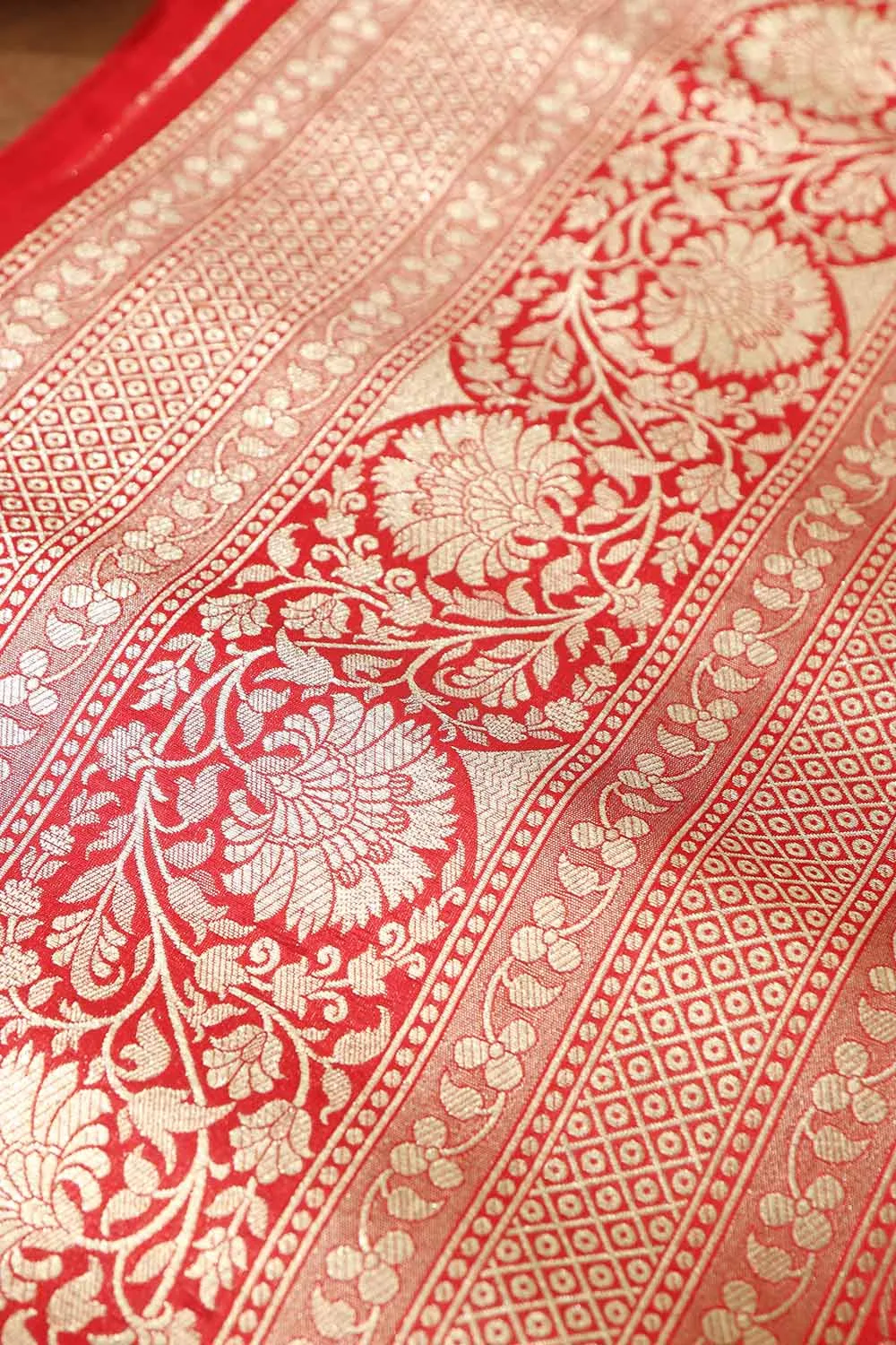 Elegant Red Banarasi Silk Lace ( 1 mtr )