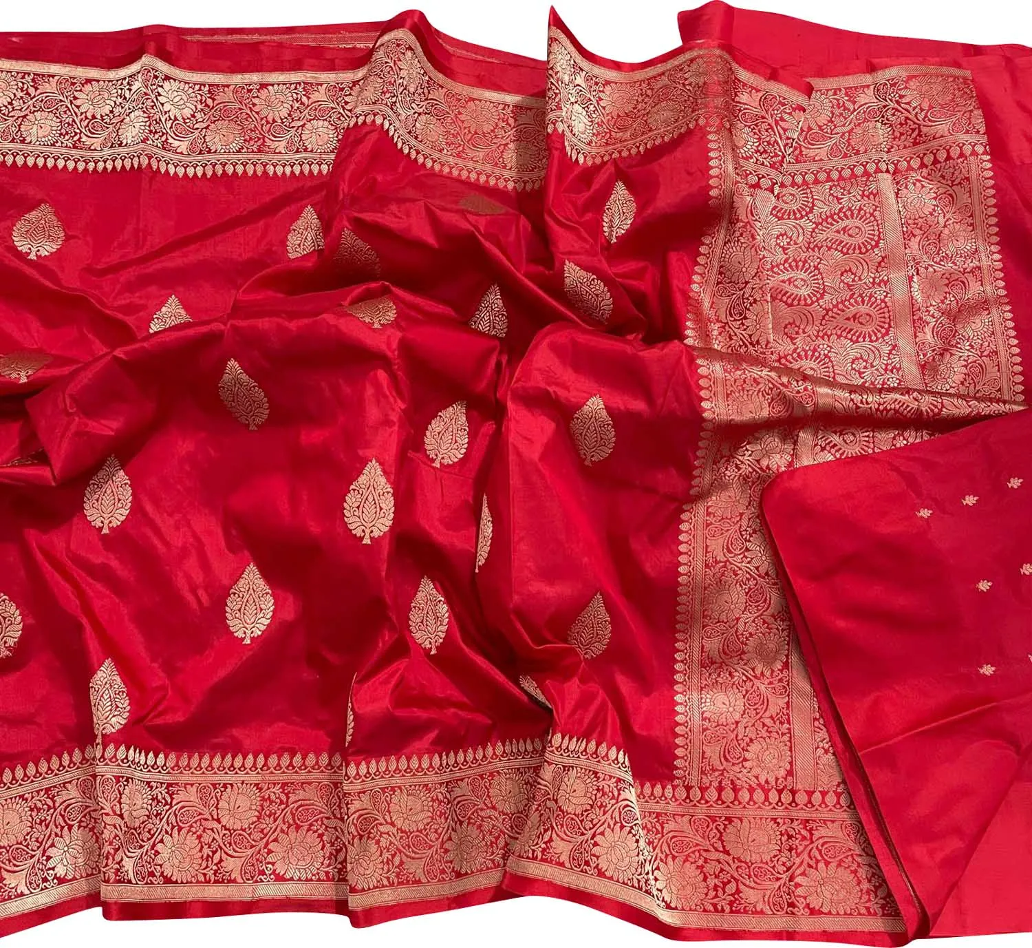 Elegant Red Banarasi Silk Saree: Timeless Beauty in Pure Katan