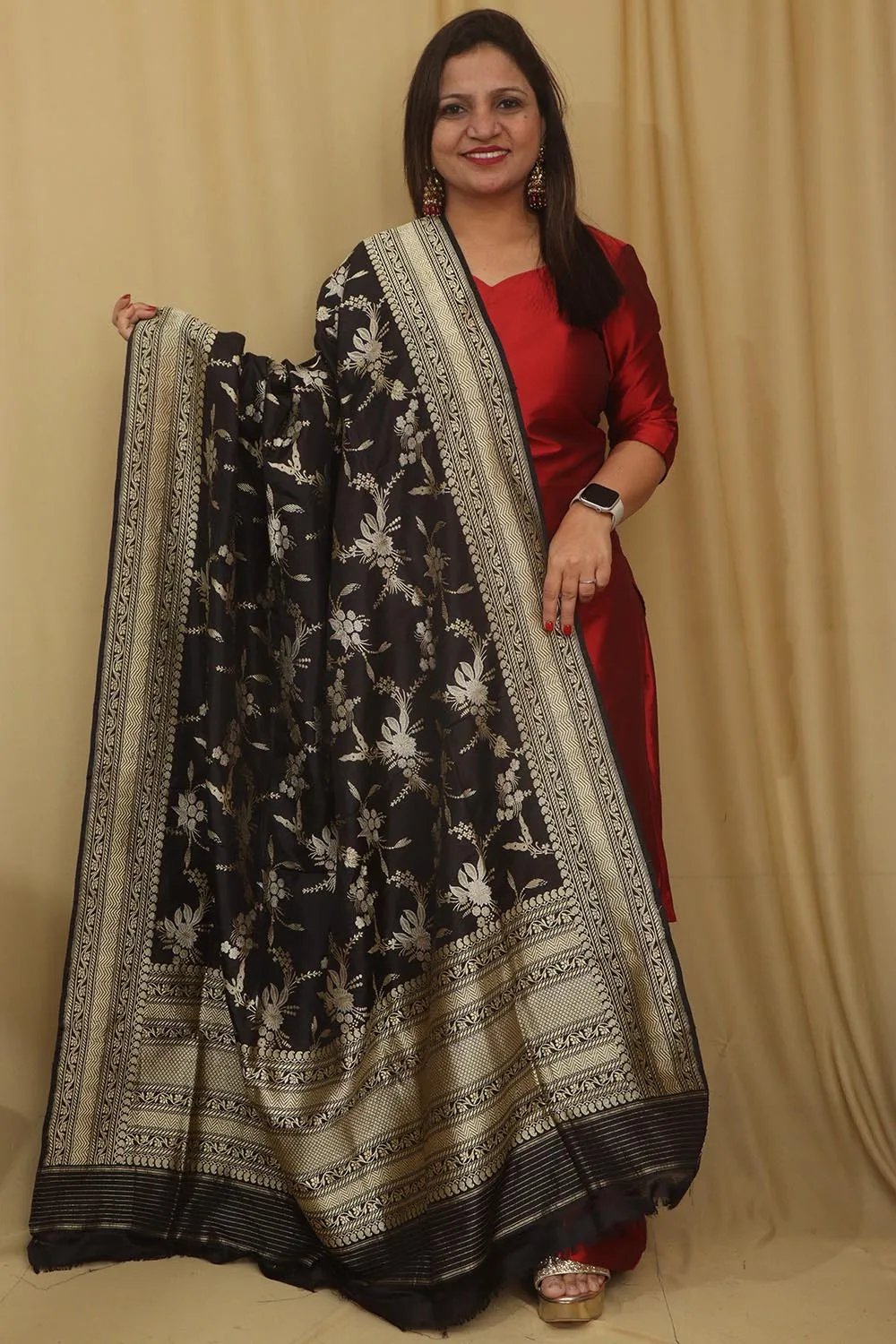 Exquisite Black Banarasi Handloom Pure Katan Silk Dupatta