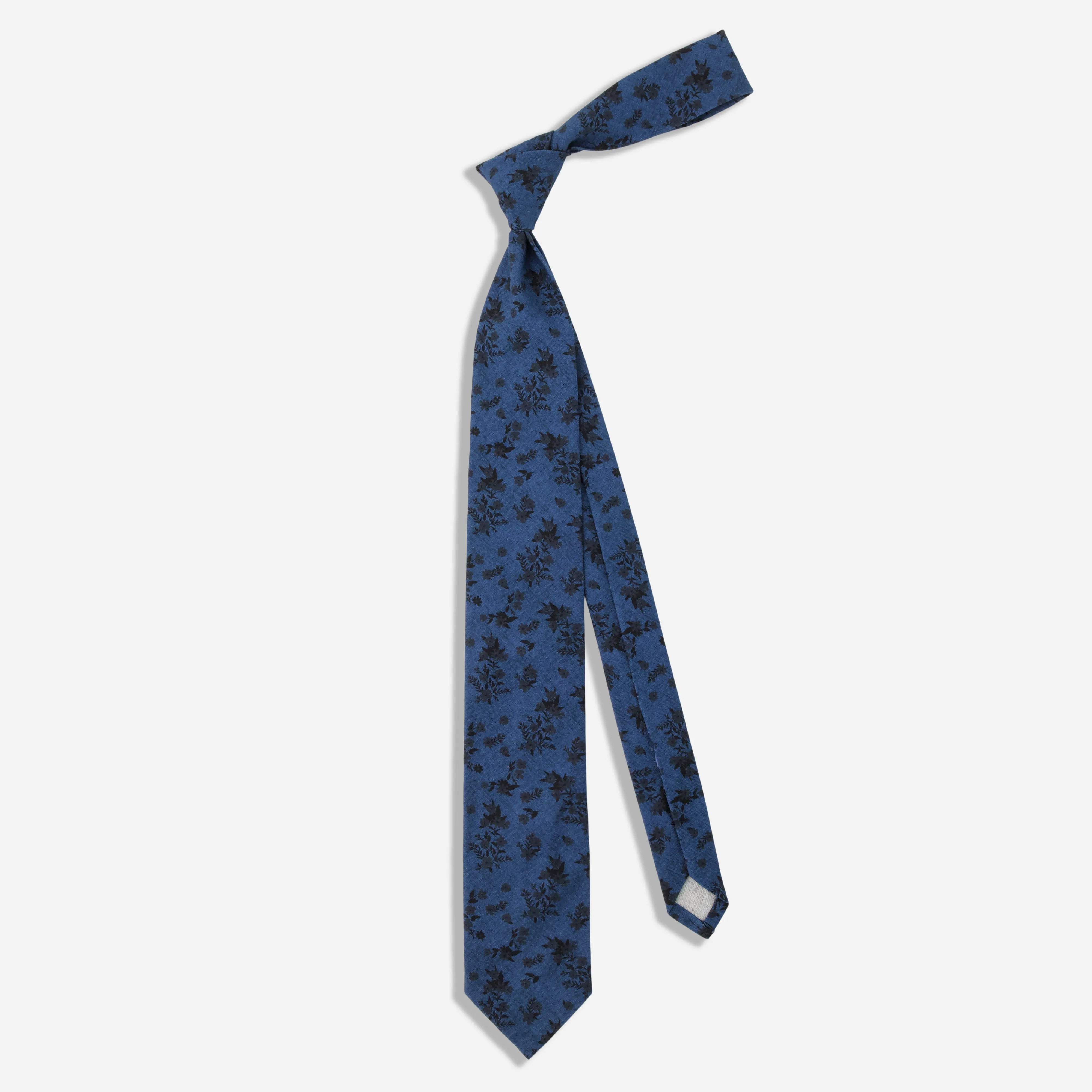 Lakeshore Florals Navy Tie