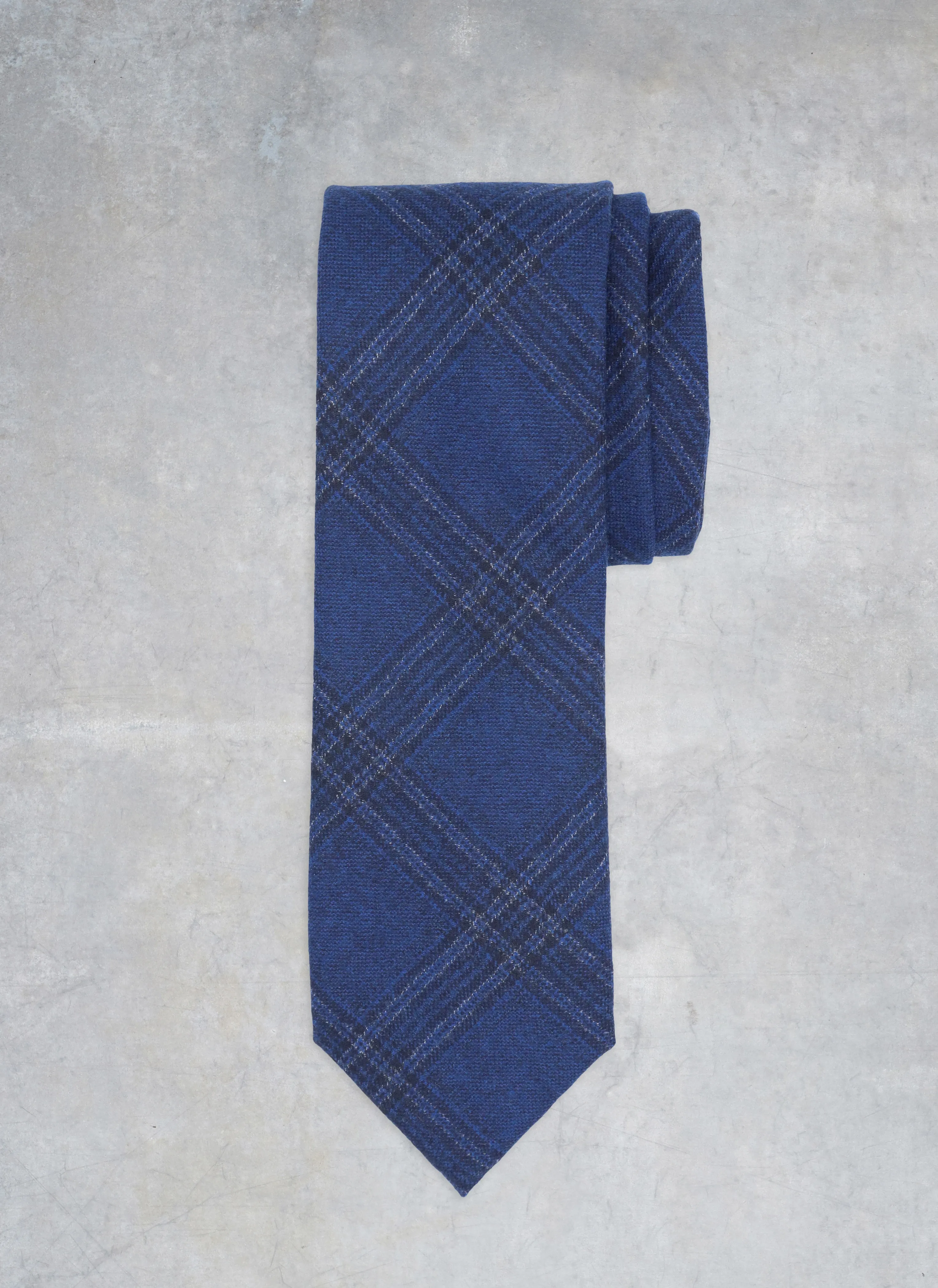 Men's Italian Wool Tie in Navy Tartan