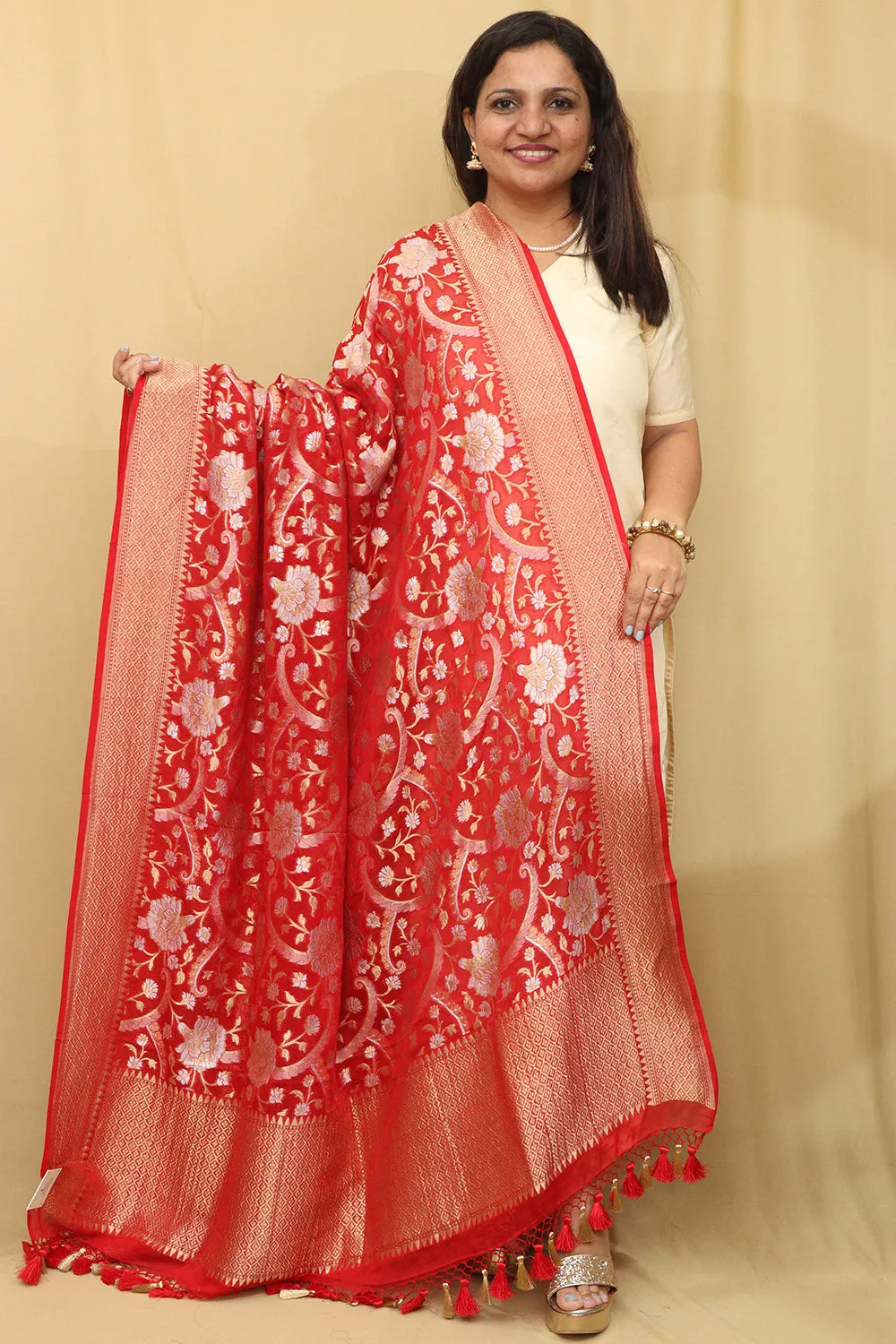 Red Banarasi Handloom Georgette Dupatta