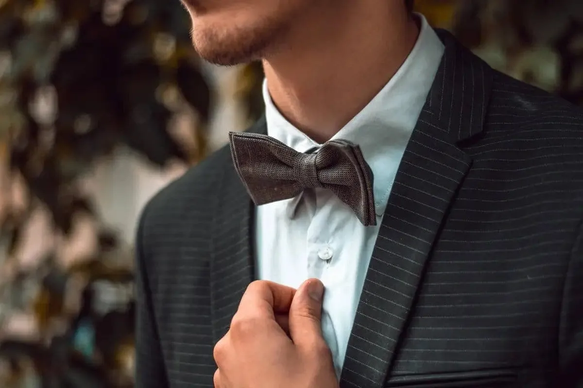 Vibrant Orange Linen Bow Tie - Perfect for Wedding Parties